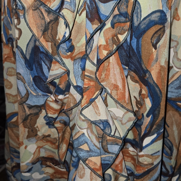 Timing Abstract Ruffle Blouse Green Blue Brown 3X Plus - Picture 5 of 8